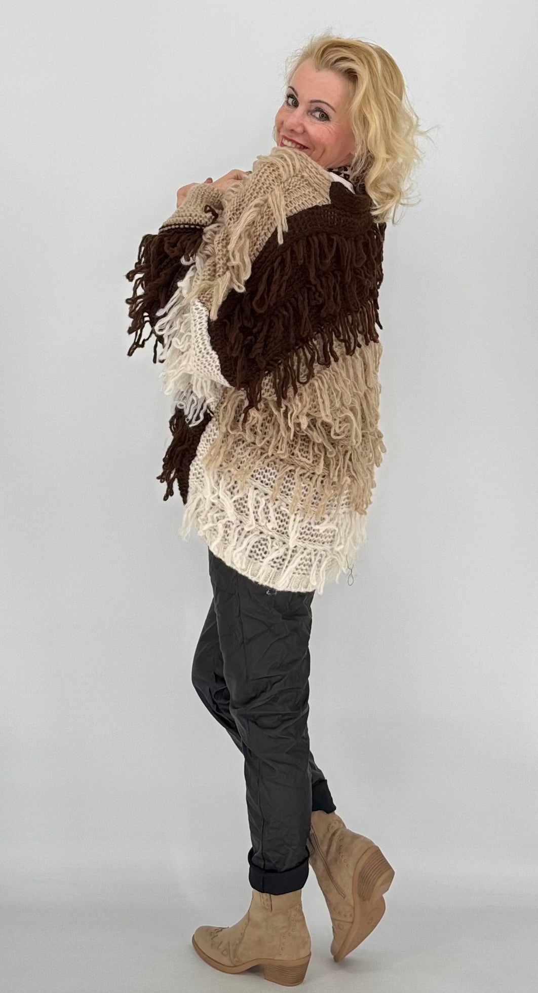 Strickjacke mit Fransen ohne Knöpfe, beige/braun