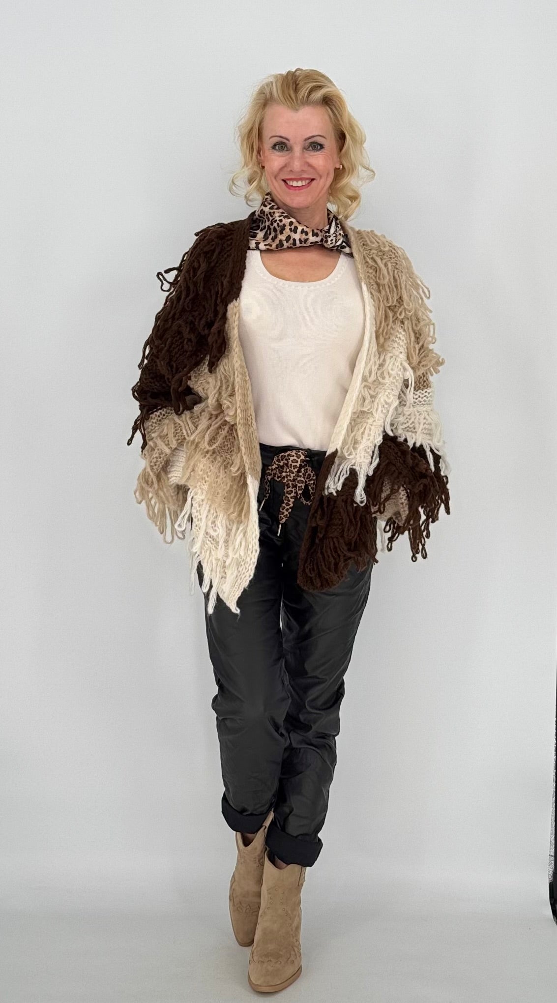 Strickjacke mit Fransen ohne Knöpfe, beige/braun