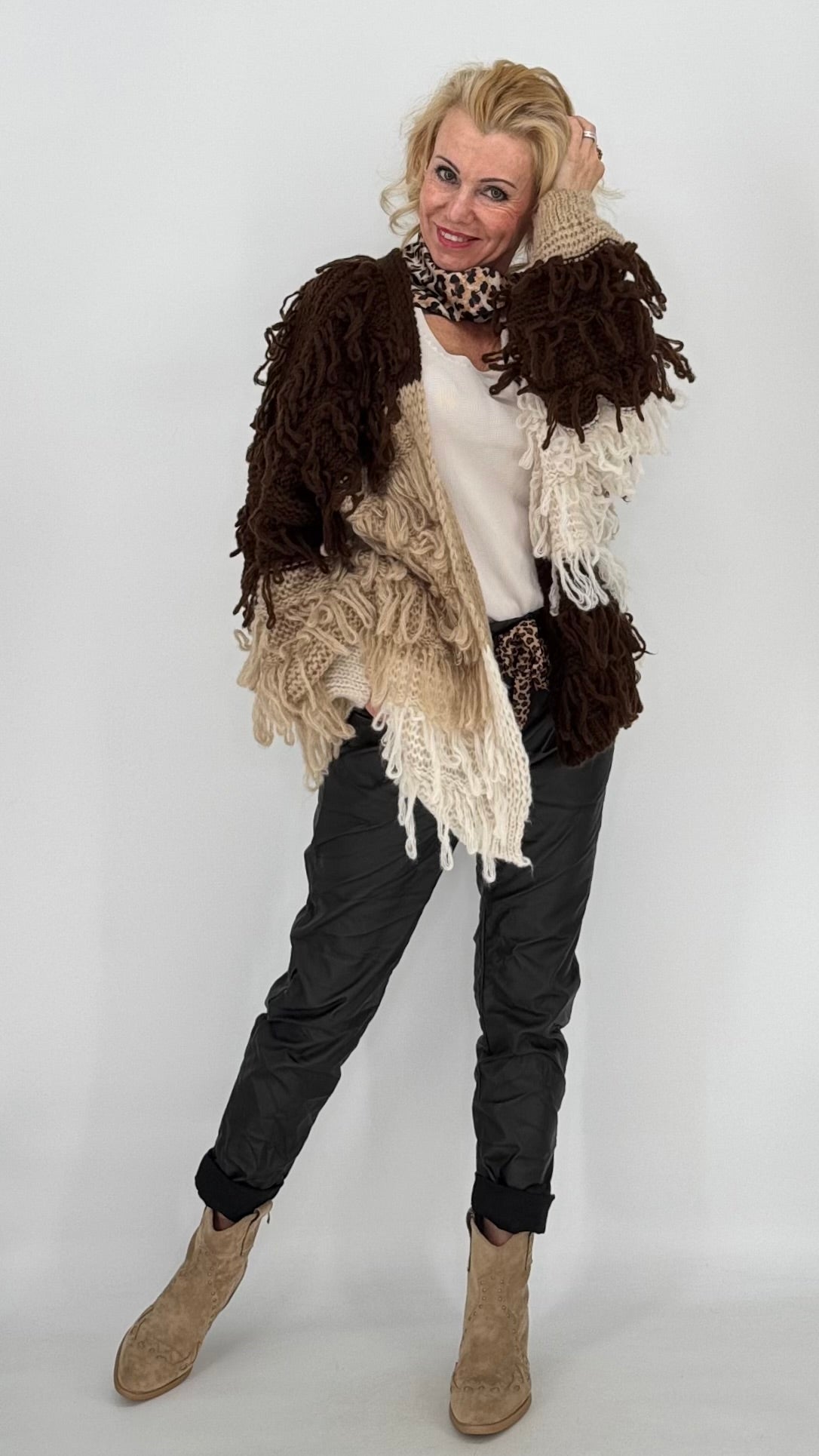 Strickjacke mit Fransen ohne Knöpfe, beige/braun