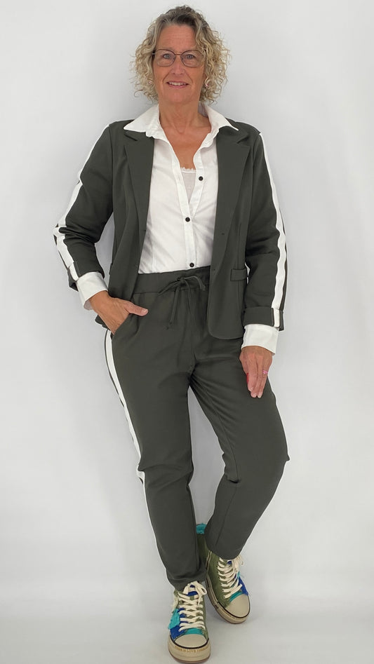 Blazer mit seitlichen Streifen, grün