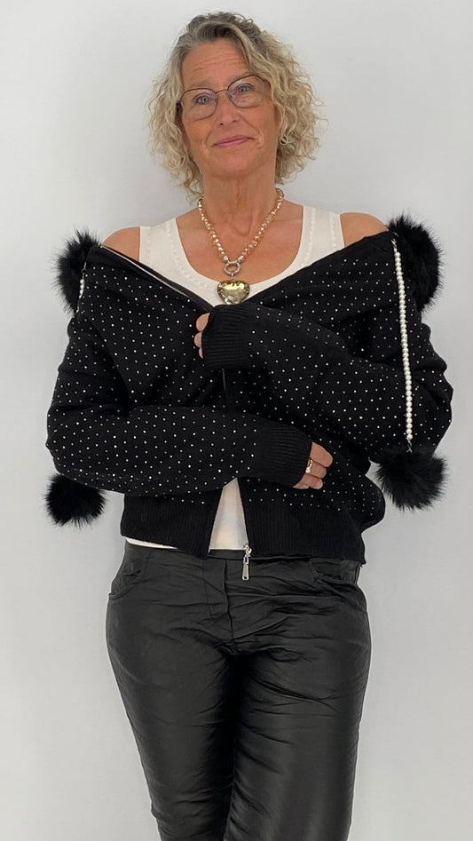 Kuschelige Strickjacke mit Fell-Details, schwarz
