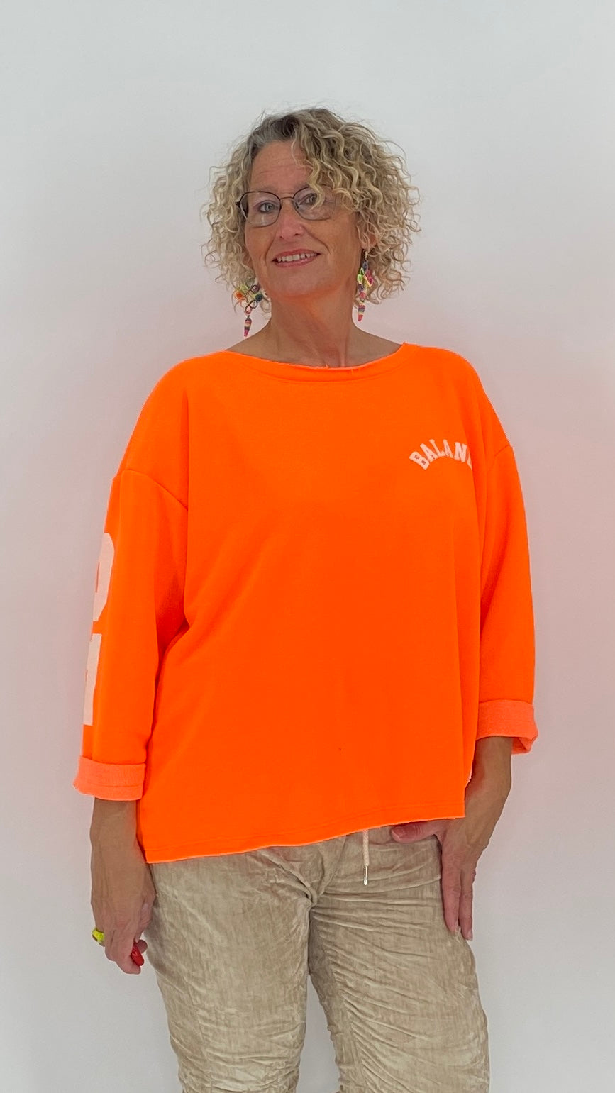 Sweatshirt in orange, balance
