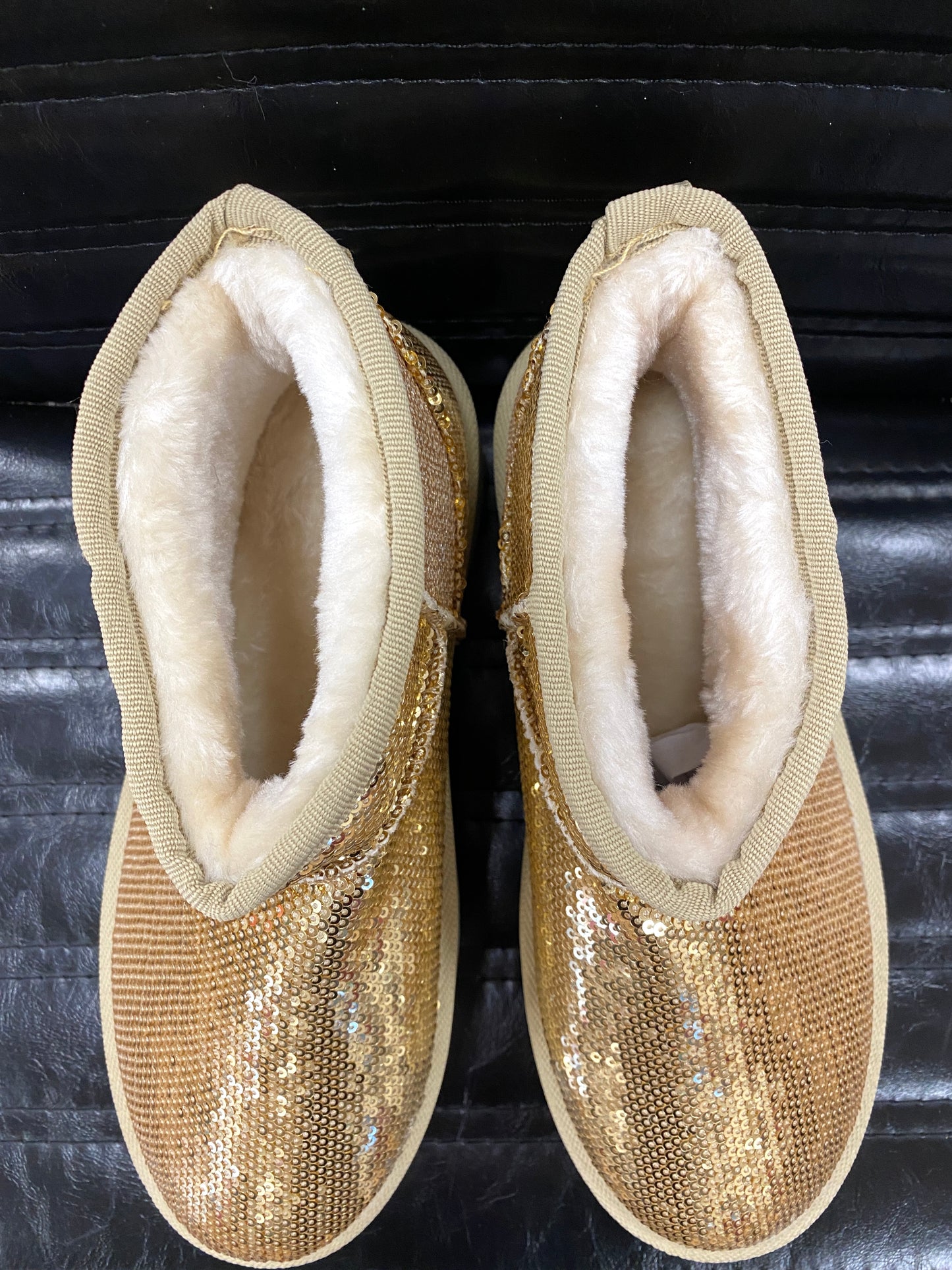 Winter Schuhe goldene Pailletten