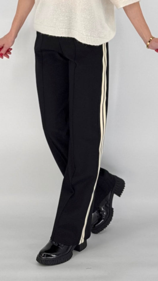 ESViViD Hose in schwarz mit seitlichen Streifen