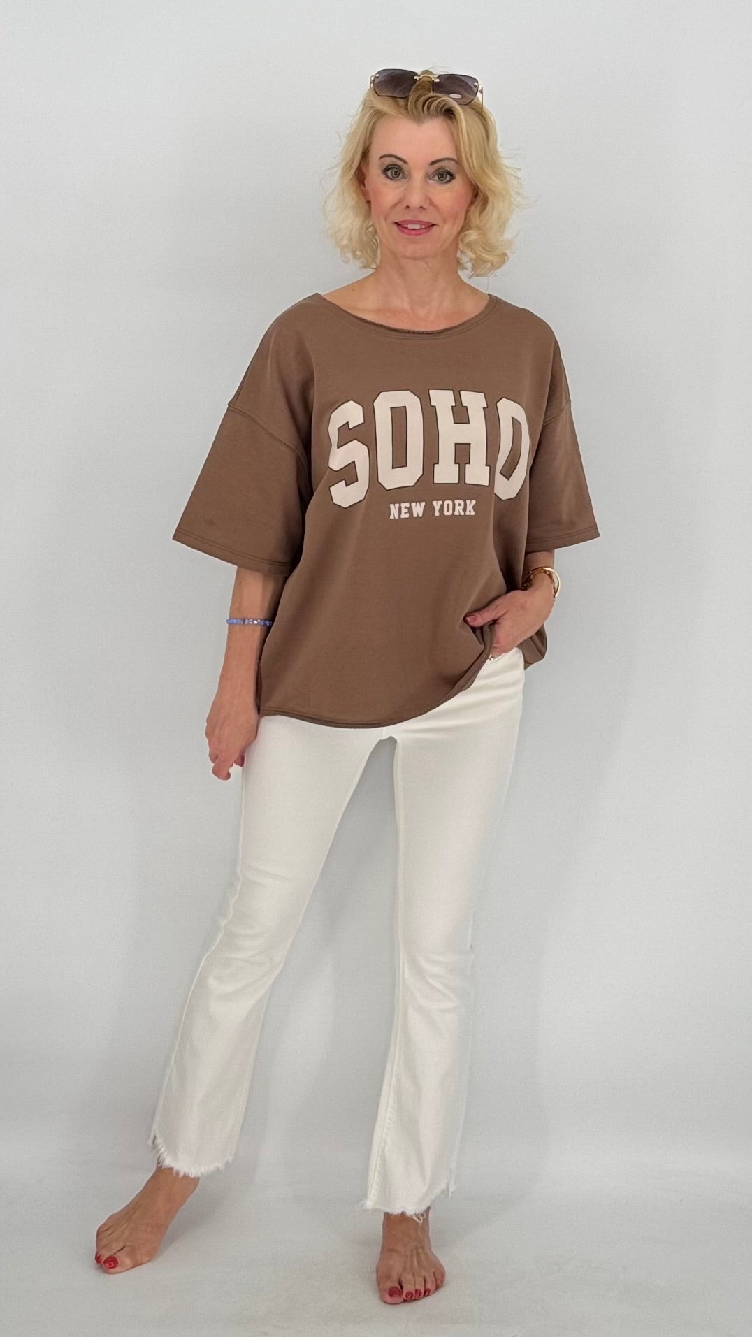 Sweatshirt in camel, "SOHO"