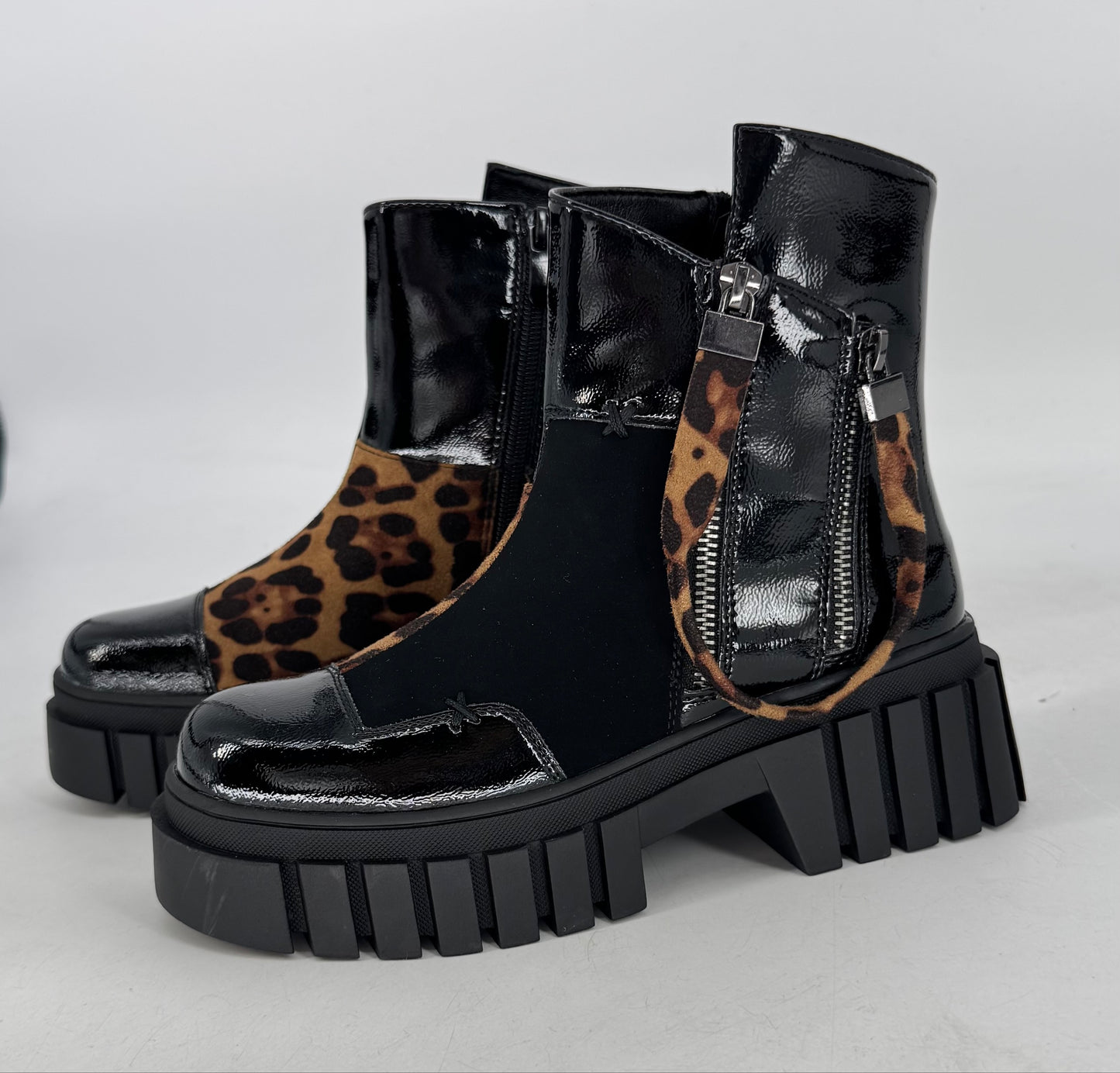 Boots schwarz/Leo lack A-916