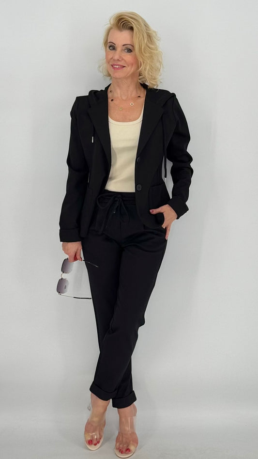 Blazer ESViViD in schwarz mit Kapuze