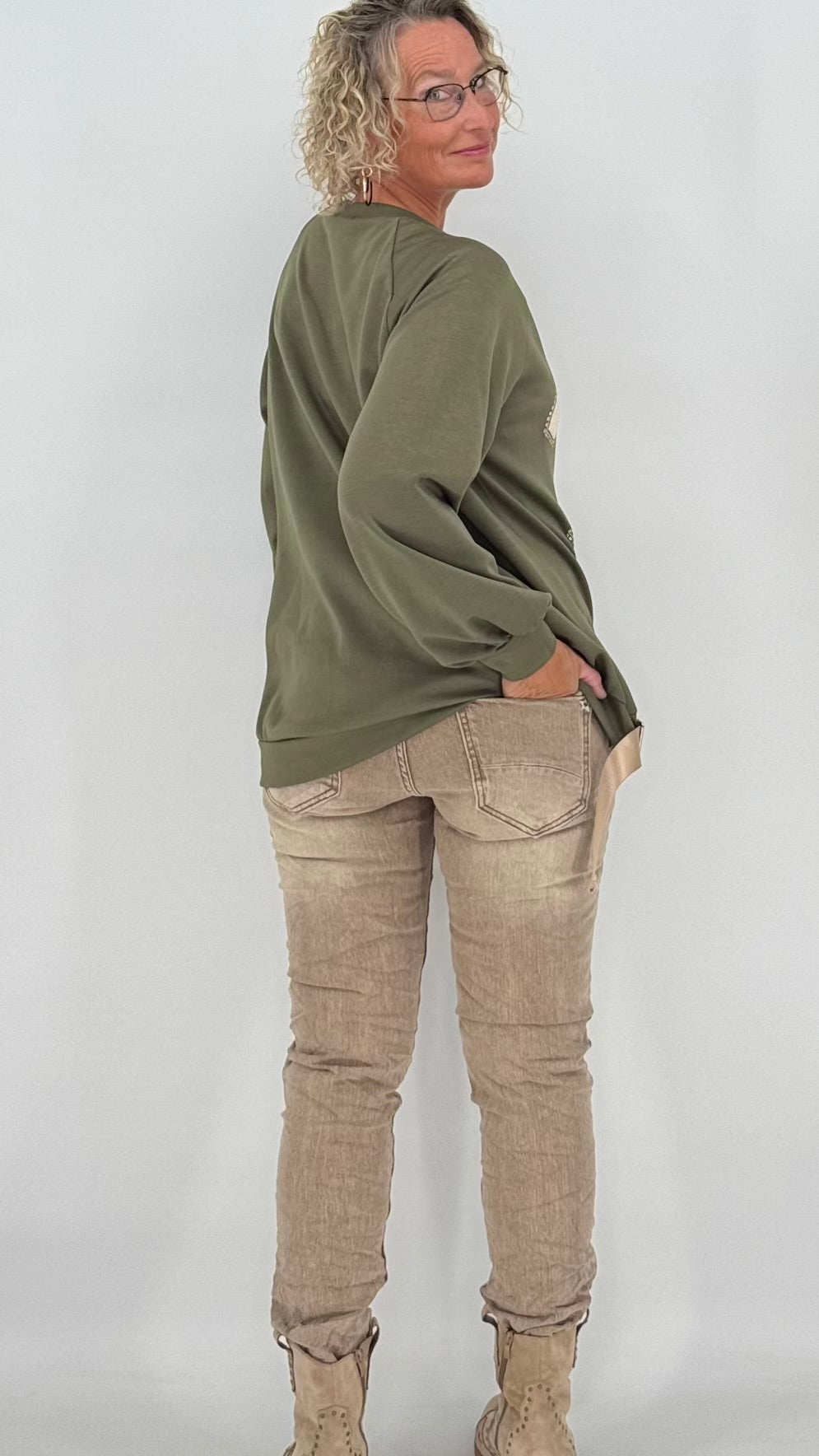 Sweatshirt in Grün, "5"