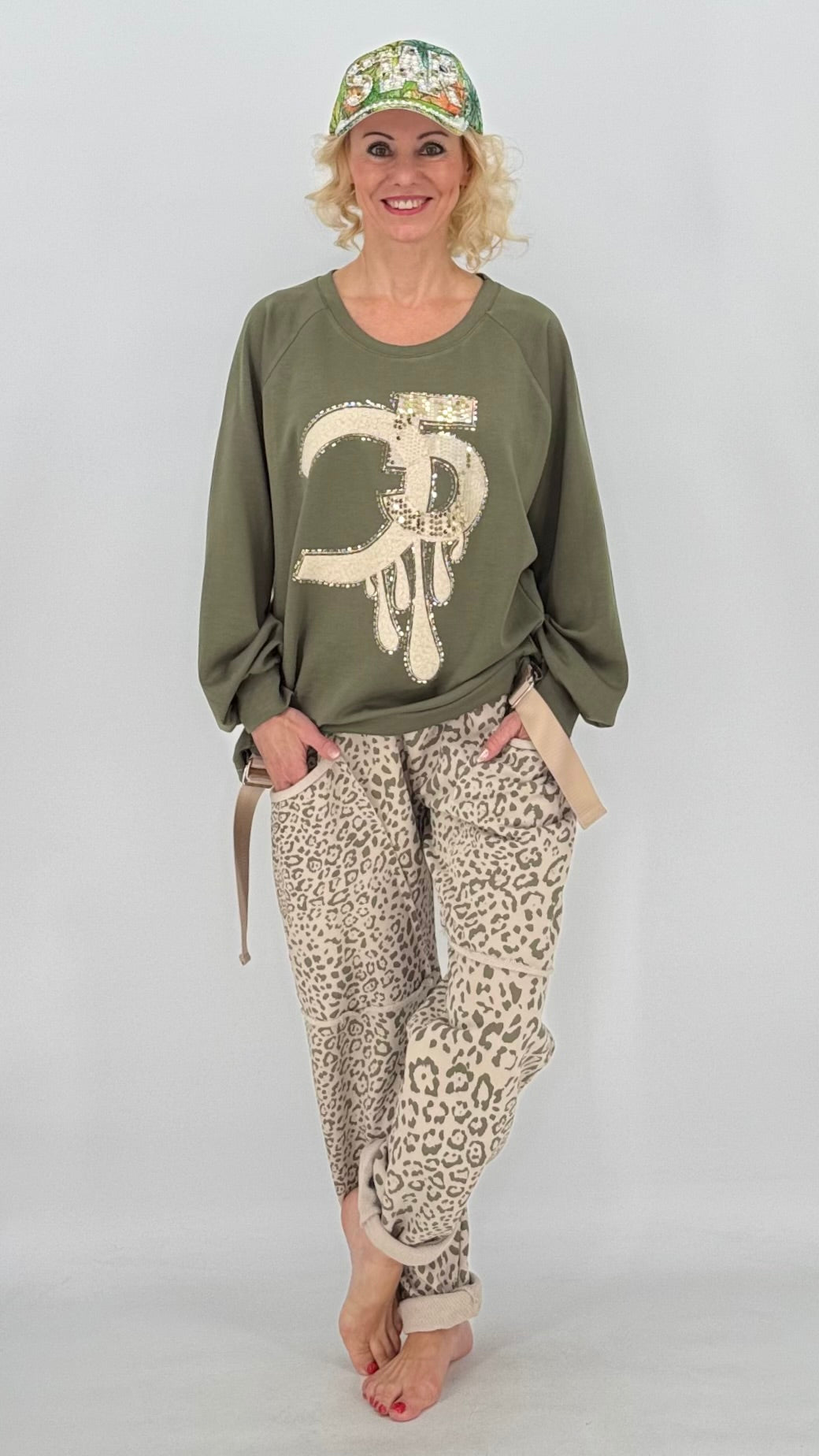 Jogpants Hose "Leo", beige/grün