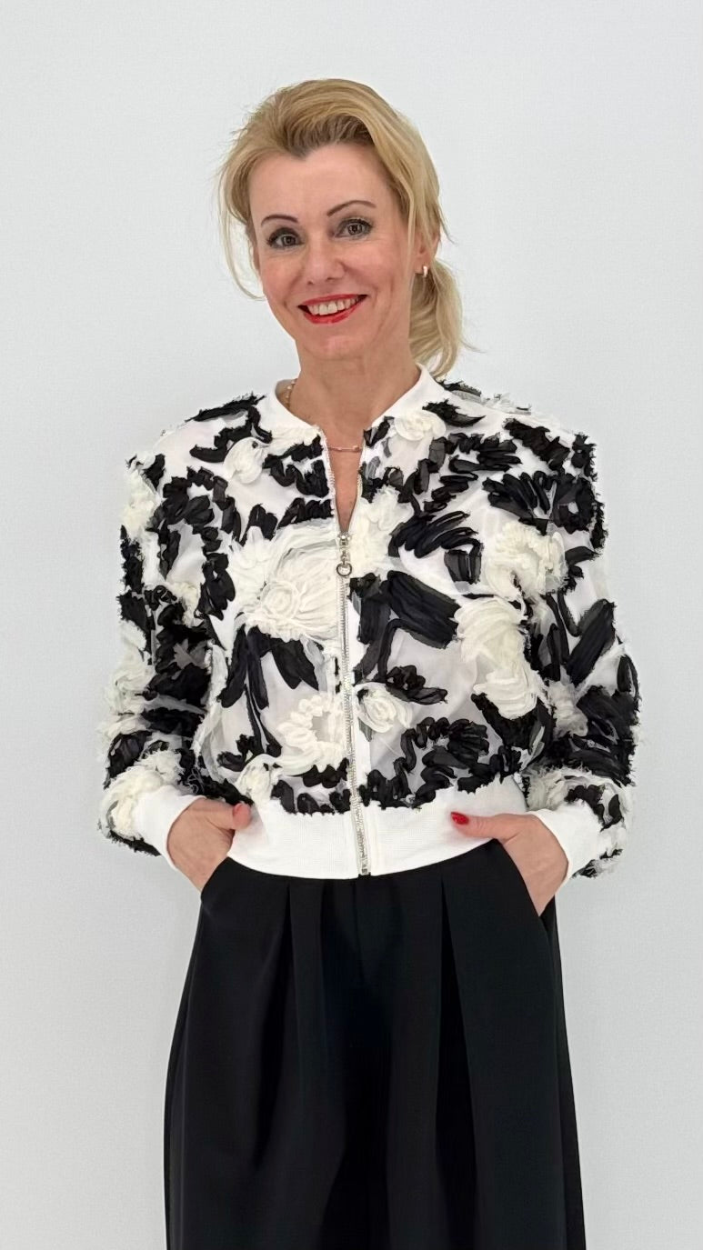 Bomber-Jacke in weiß/schwarz