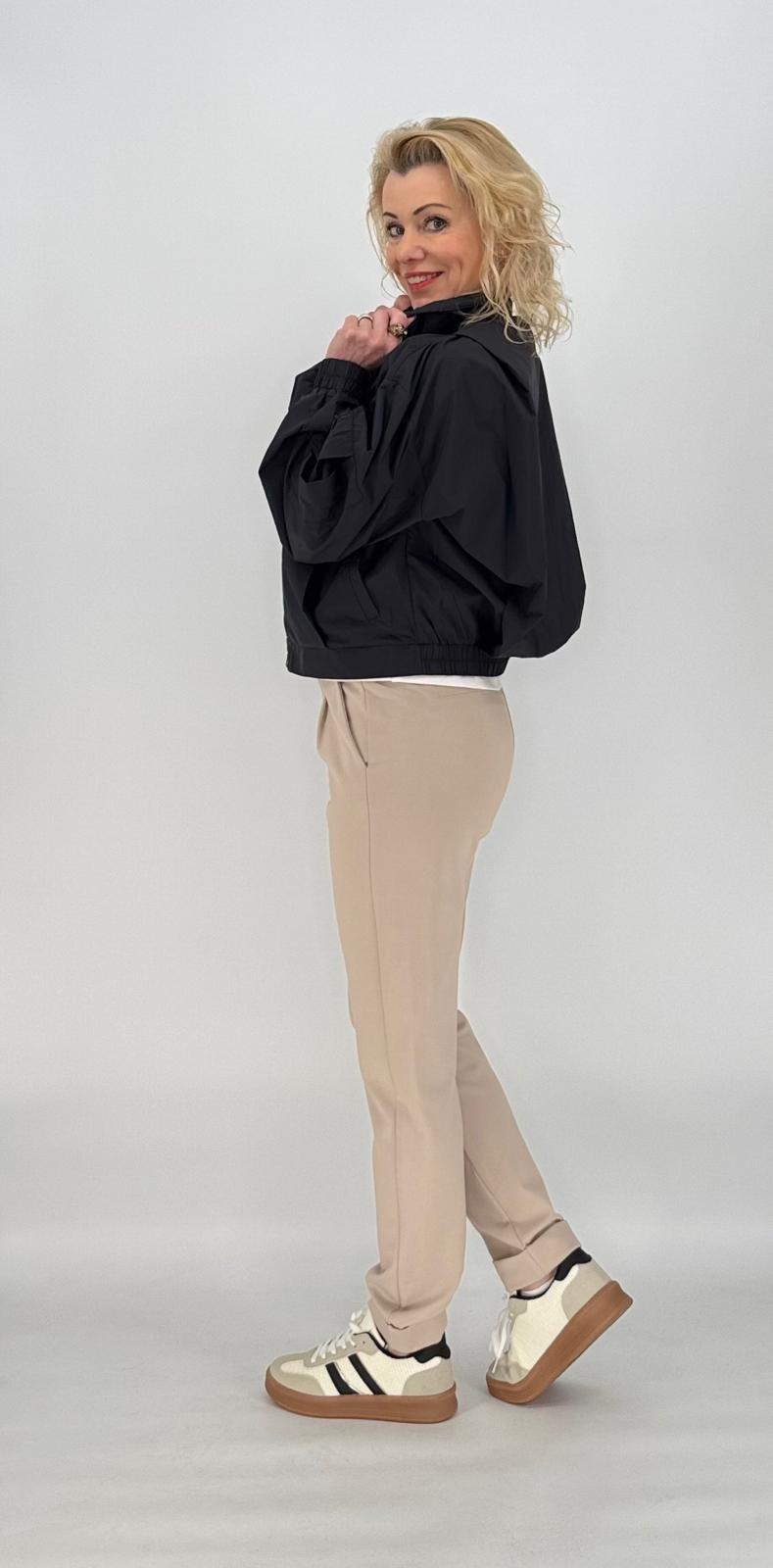 Jacke NÜ schwarz 8324-35