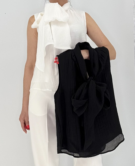 Ärmellose Bluse mit Schleifendetail schwarz