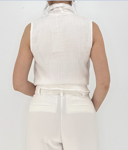 Ärmellose Bluse mit Schleifendetail weiß