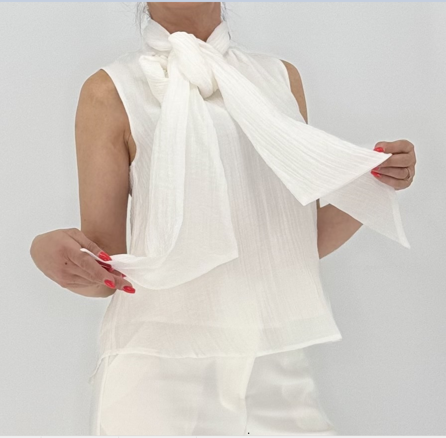 Ärmellose Bluse mit Schleifendetail weiß