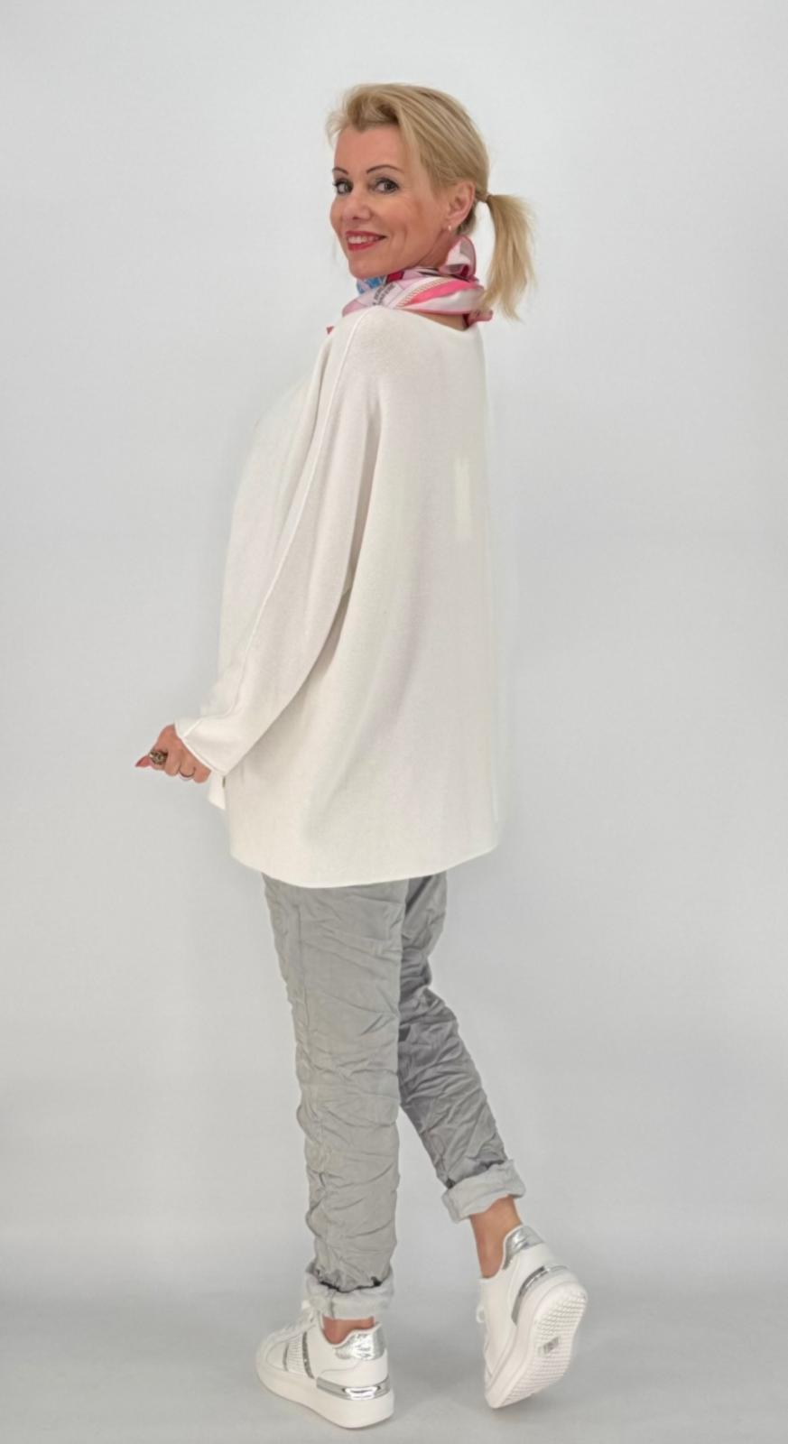 Pullover in weiß, Parfüm