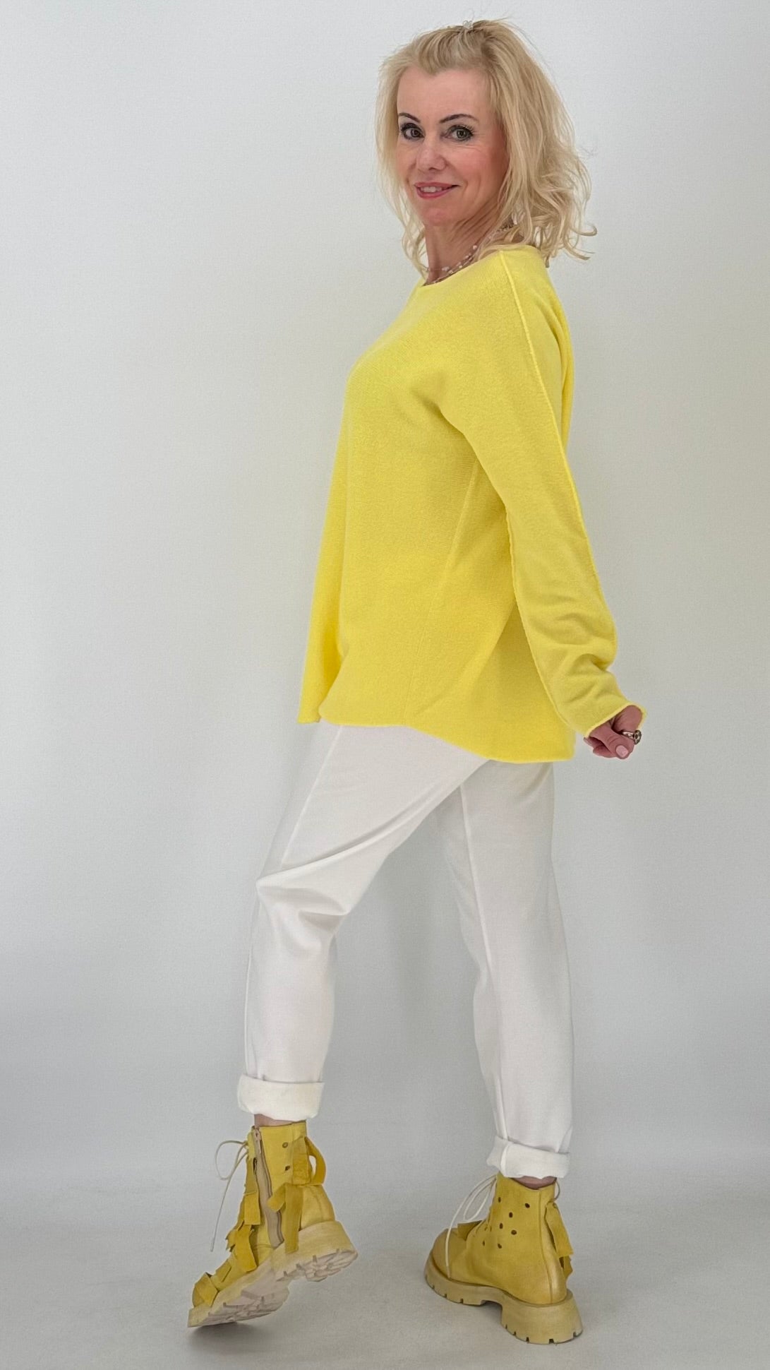 Pullover Smoot Basic in Gelb