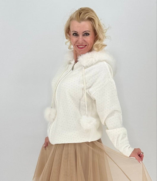 Kuschelige Strickjacke mit Fell-Details, weiss