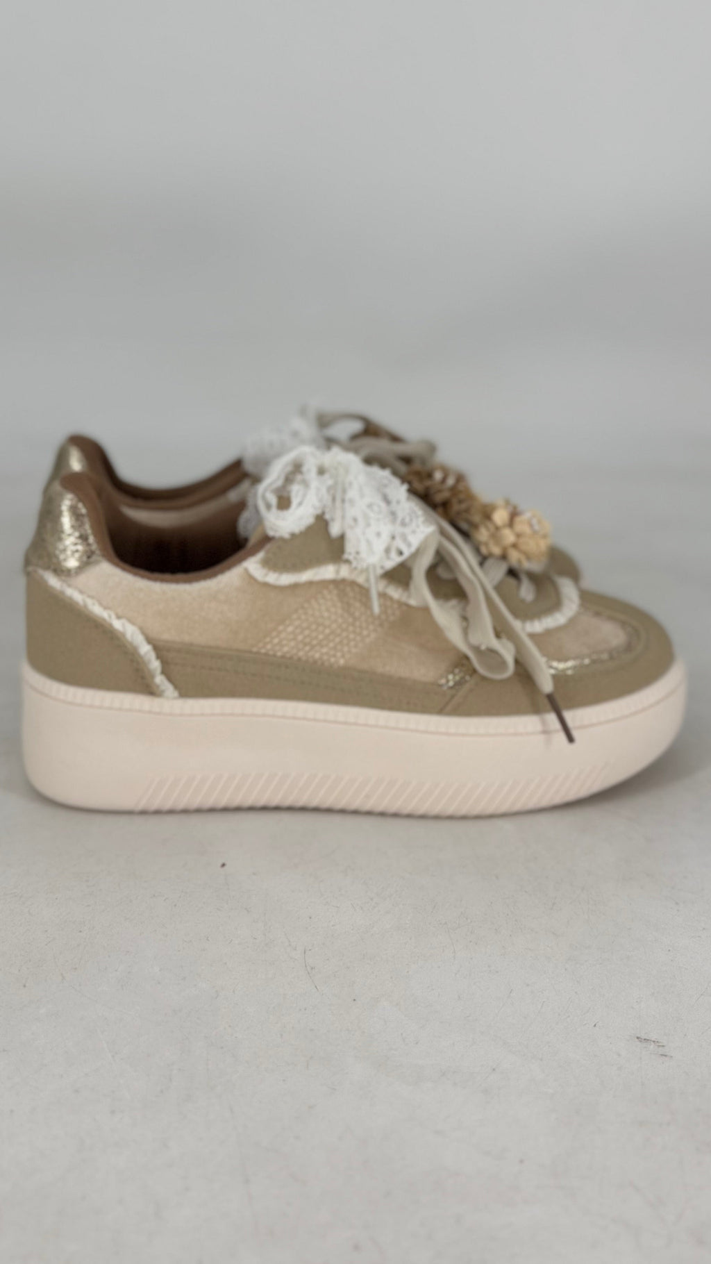 Blütenzauber Sneaker – Beige