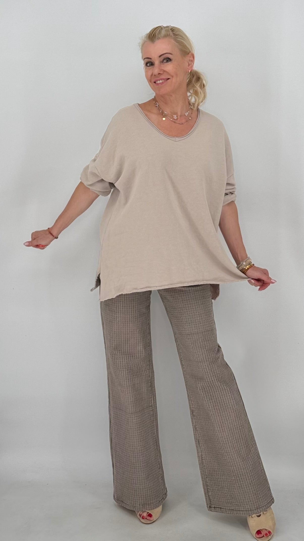 Sweatshirt in taupe