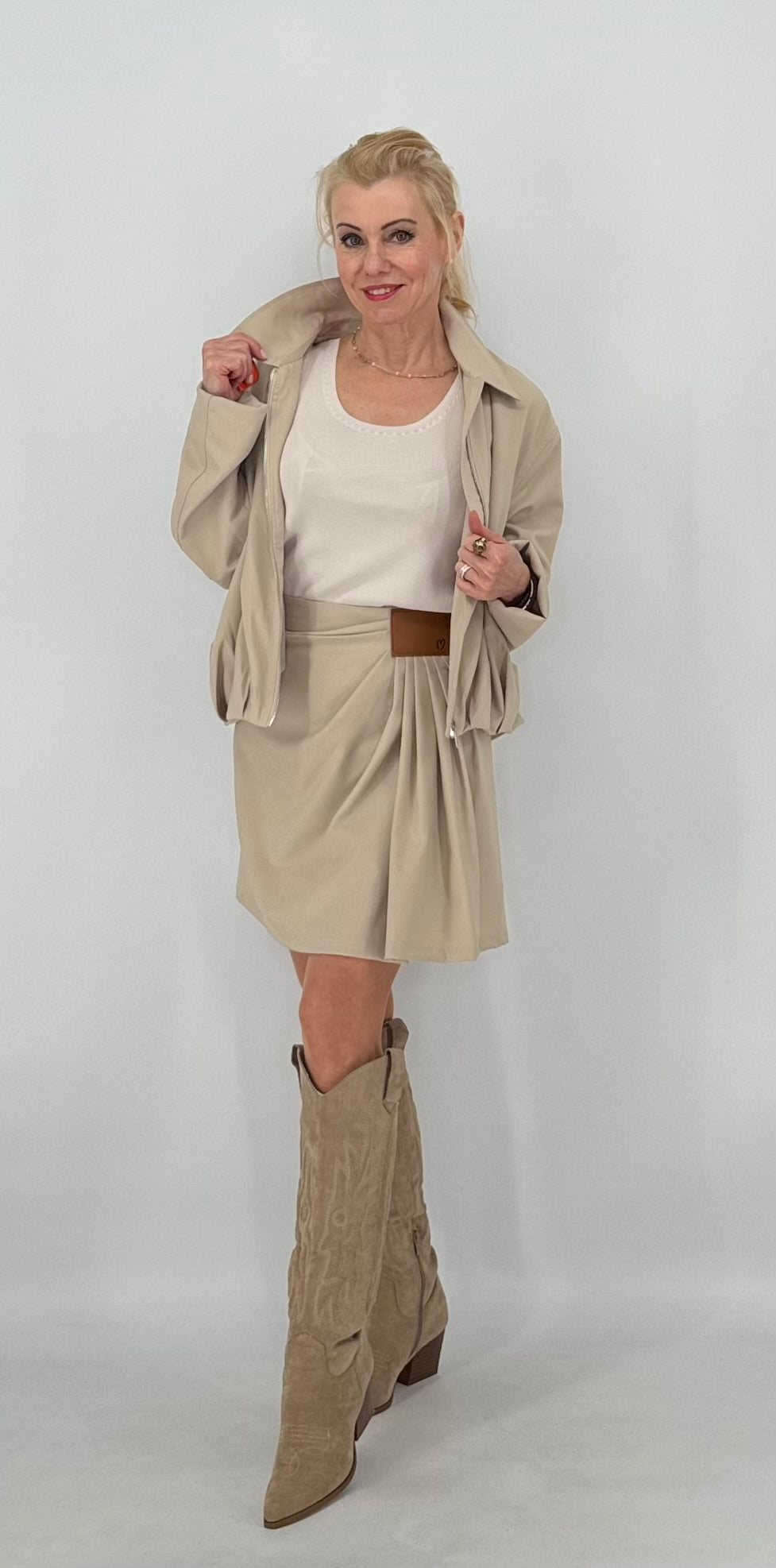 Rock-Shorts, beige, schwarz