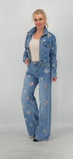 Jeans Jacke mit floralen Cut‑outs und Perlen-Blumen