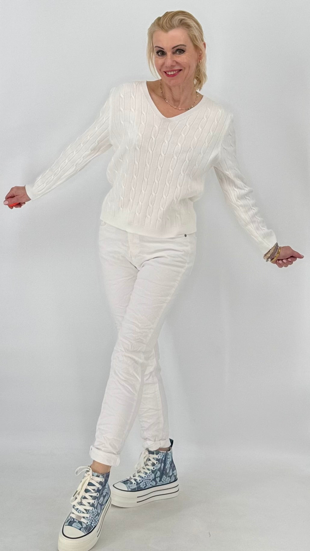 Pullover  Basic in Weiß