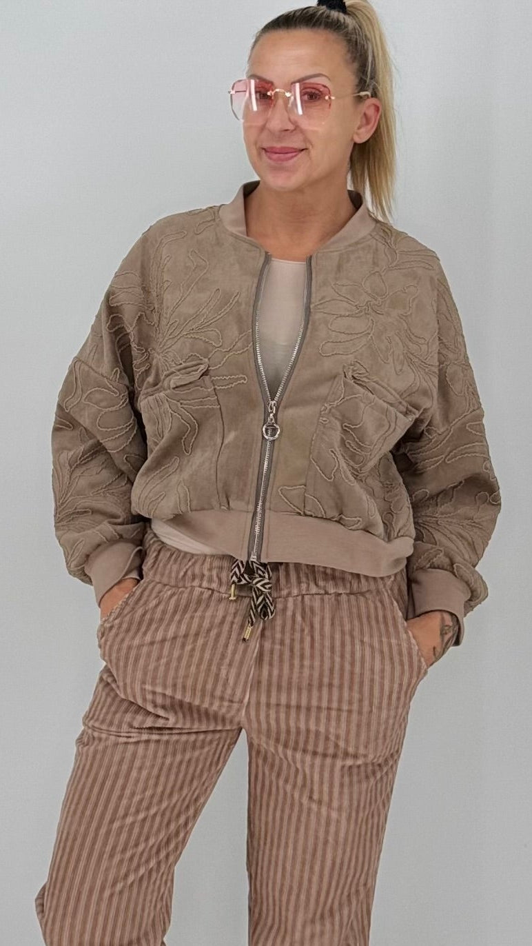 Bomberjacke mit Wildlederstruktur und Stickerei