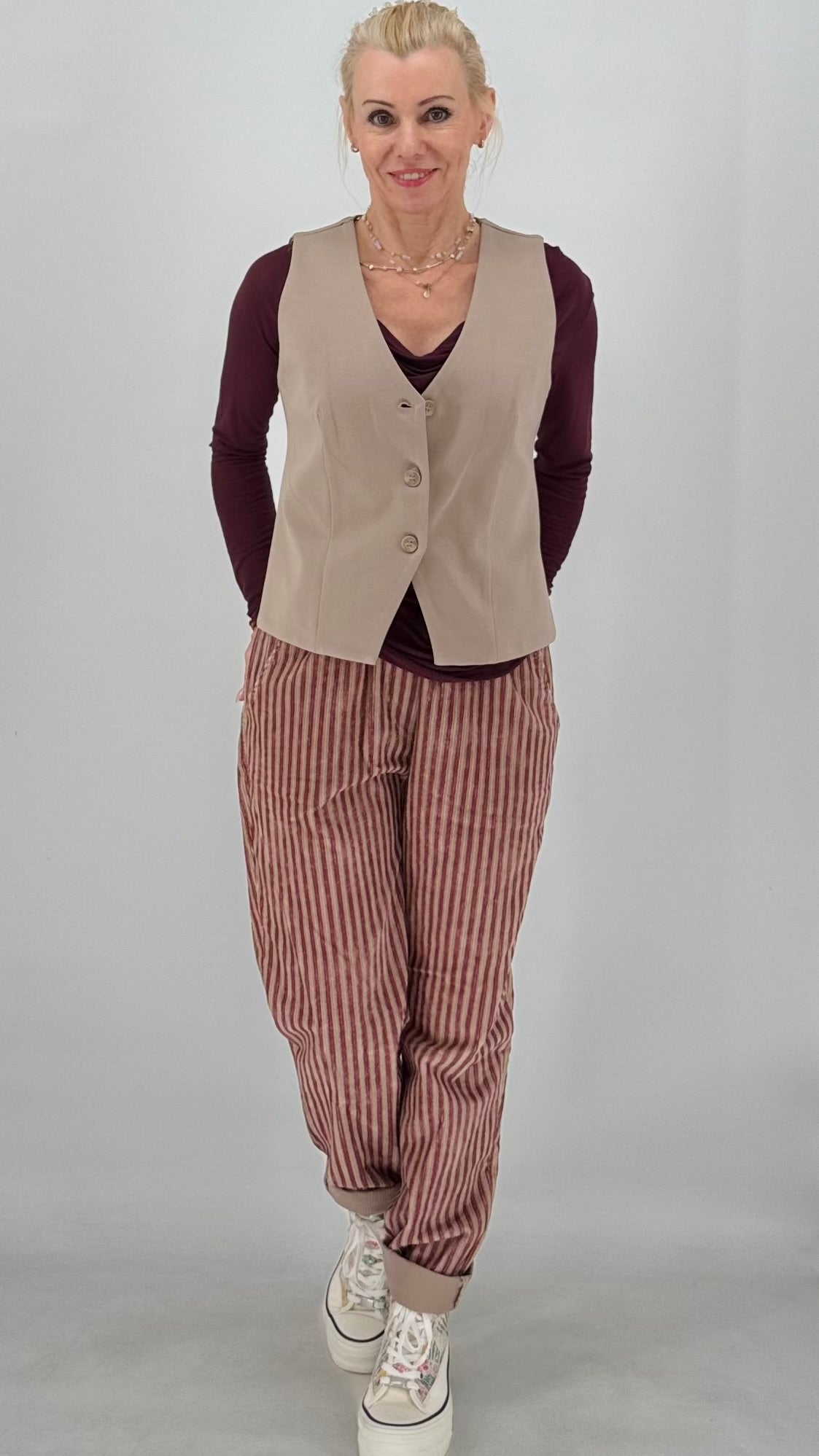 Weste in taupe, khaki