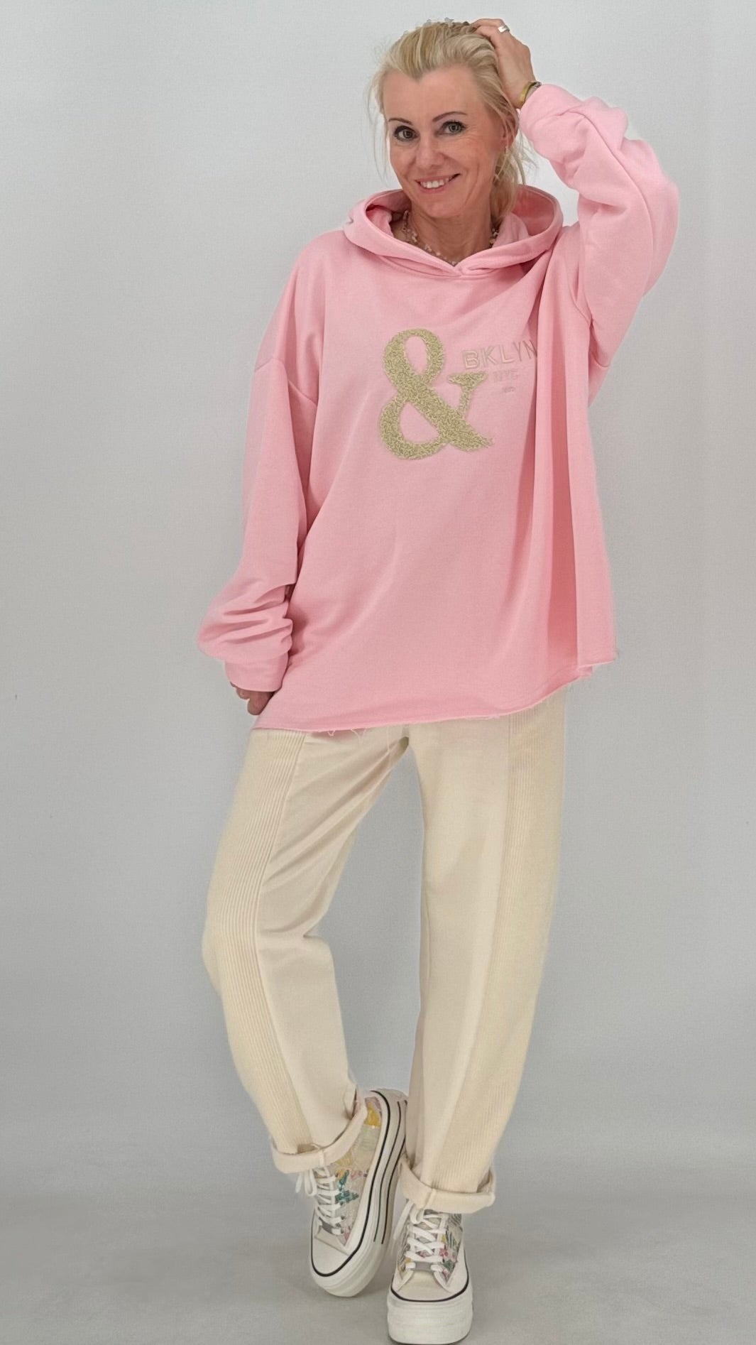 Hoodie in Rosa "& BKLYN" mit Kapuze