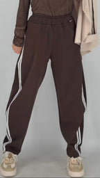 Hosen mit Galonstreifen, braun