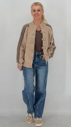 Pullover mit Reißverschluss und Knopfdetails mit Schlaufen