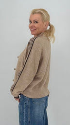Pullover mit Reißverschluss und Knopfdetails mit Schlaufen