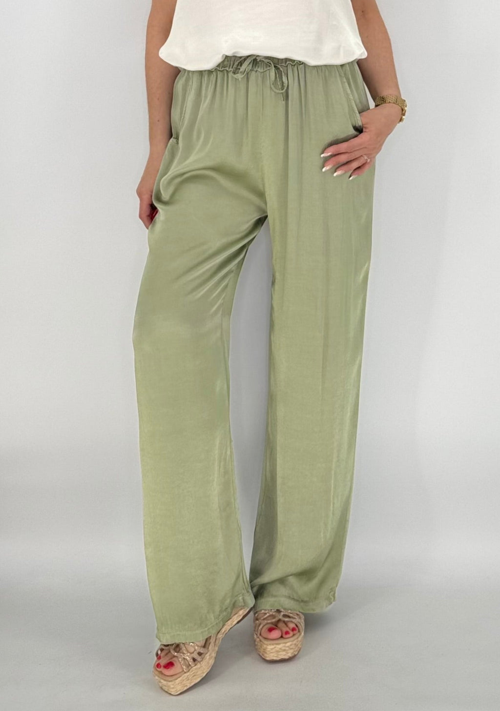 Hosen 100% Viskose, olive