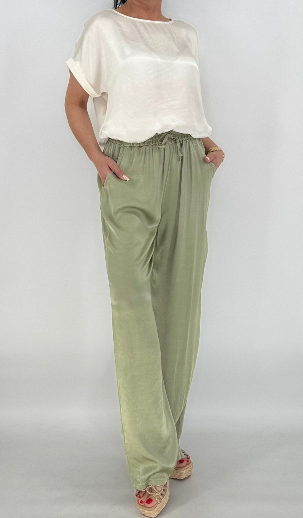 Hosen 100% Viskose, olive