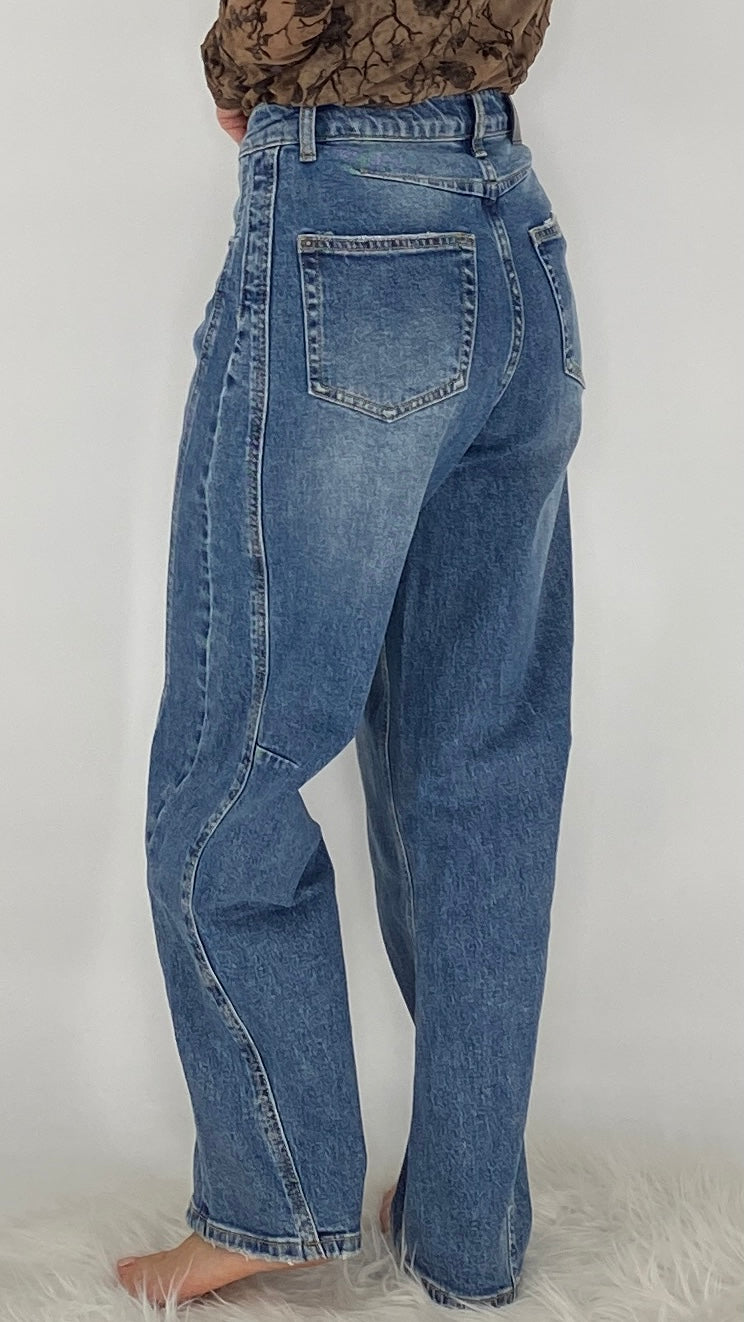 Balloon-Jeans, Barrel-Leg-Variante