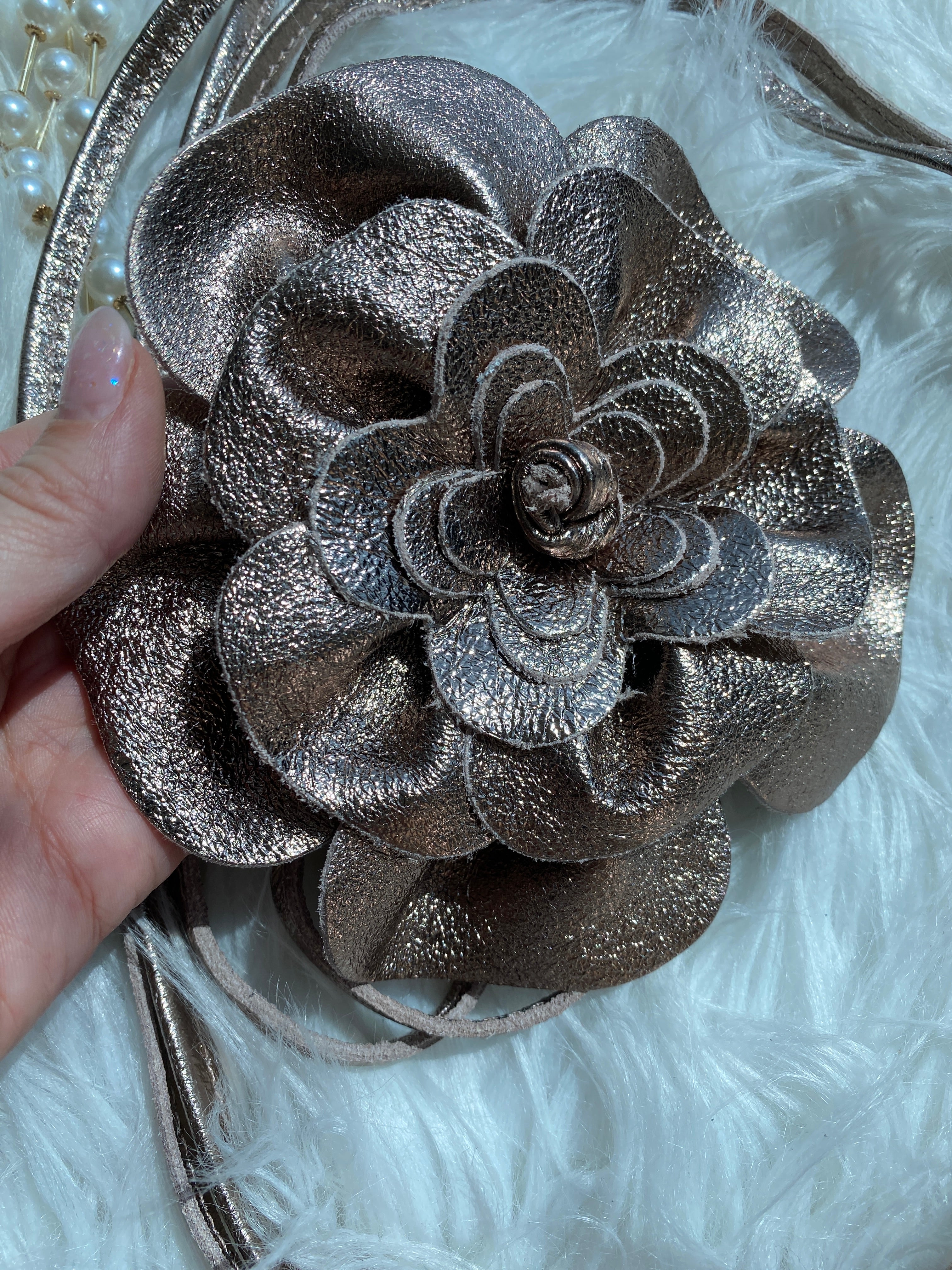 Bindegürtel aus Leder, Grün, Silber, Schwarz, Bronze