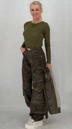 Camouflage Cargo-Hose im lässigen Oversize-Look