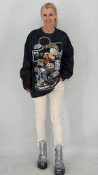 Oversize Sweatshirt „Maus 49“ – lässiger Statement-Look