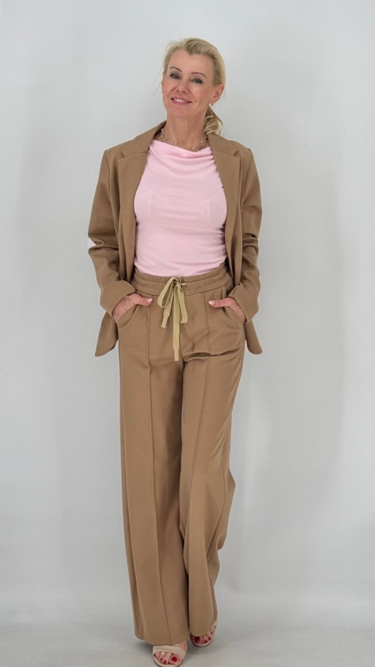 ESViViD Blazer in camel