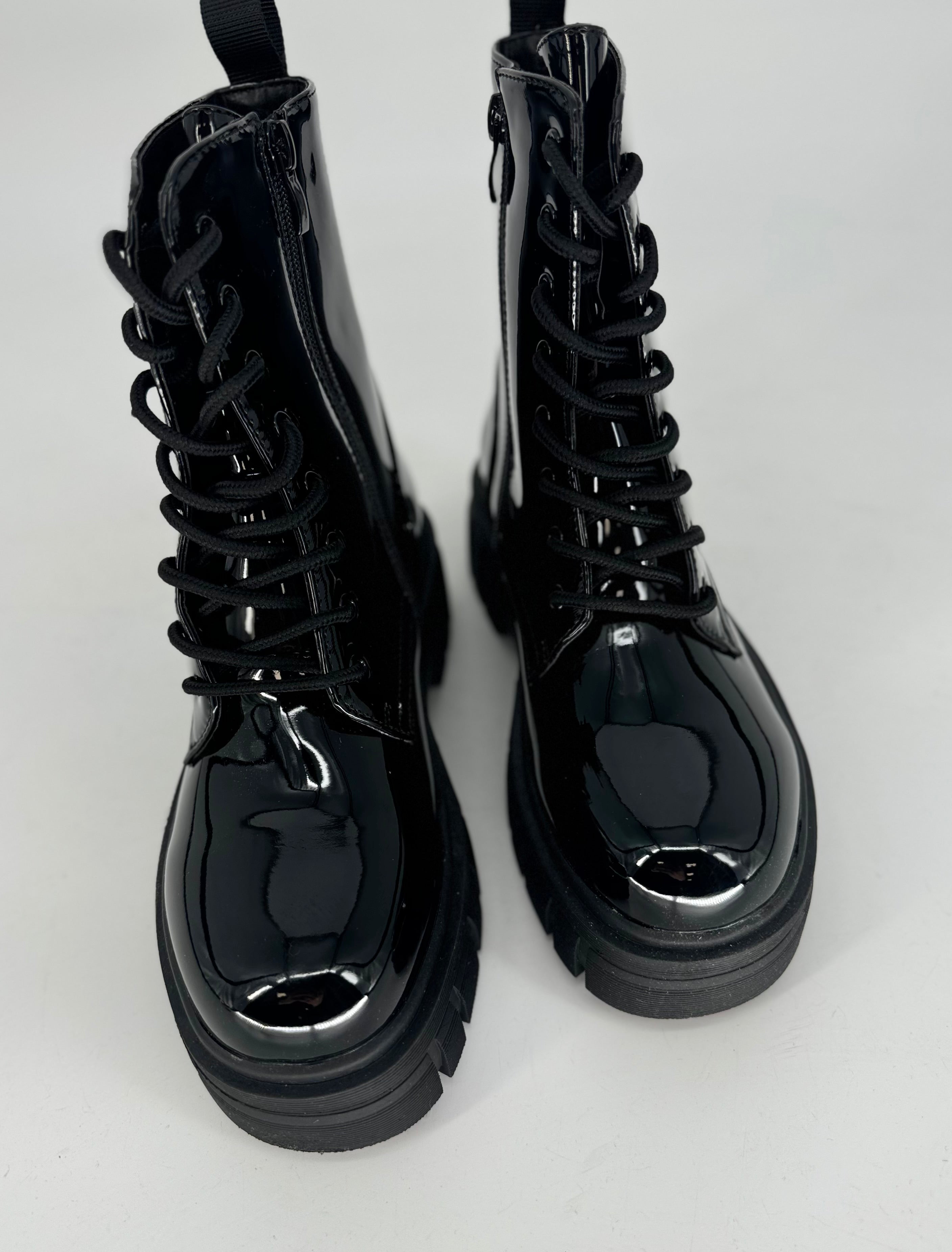 Boots schwarz lack DES901M