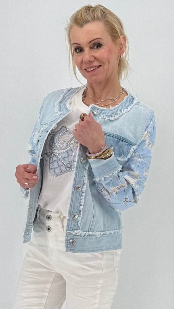 Jeans Jacke mit Spitzenärmeln - By Elena FashionBy Elena Fashion
