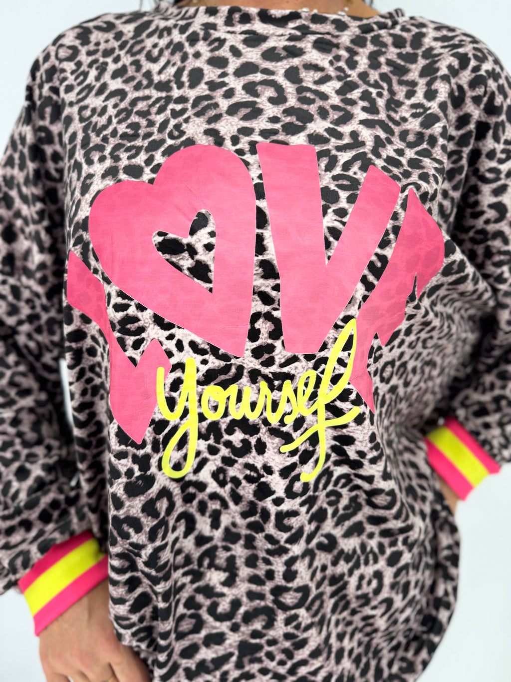 Leo Sweatshirt, "LOVE", beige, rosa, beige, blau