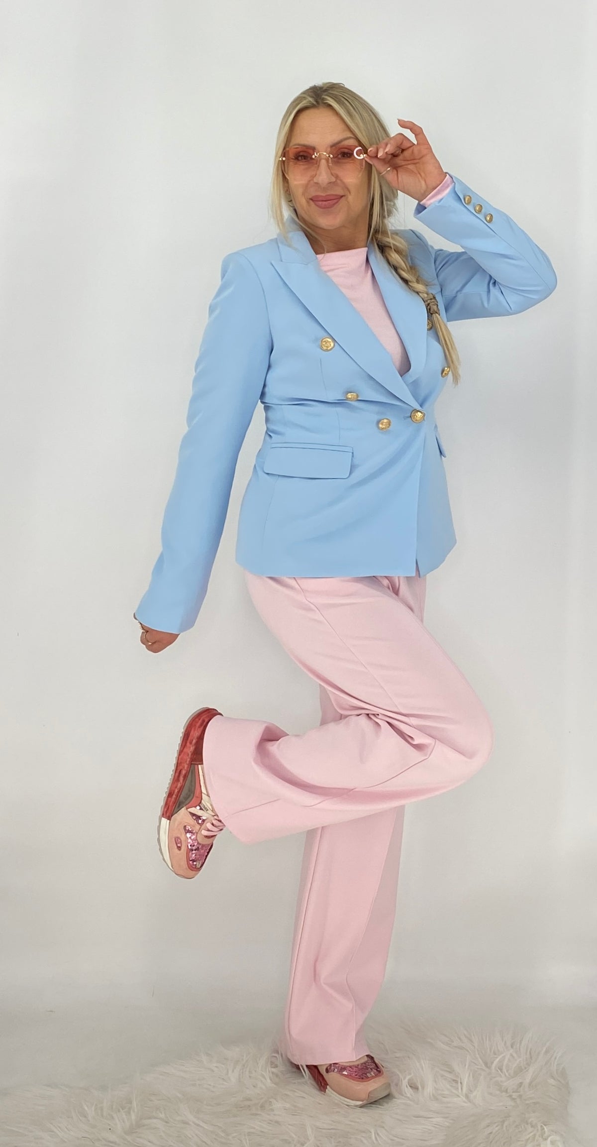 Blazer blau mit Designer Knöpfen (Kopie)