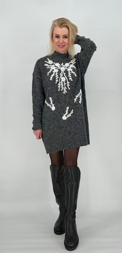 Pullover-Kleid Farbe im Sortiment