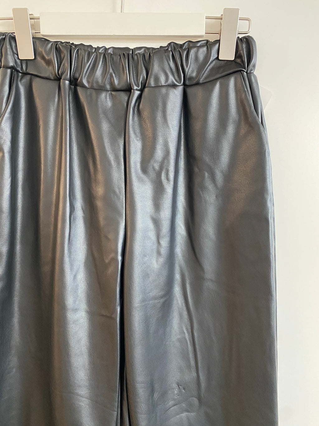 Lederimitat Hose , braun, beige, schwarz, khaki