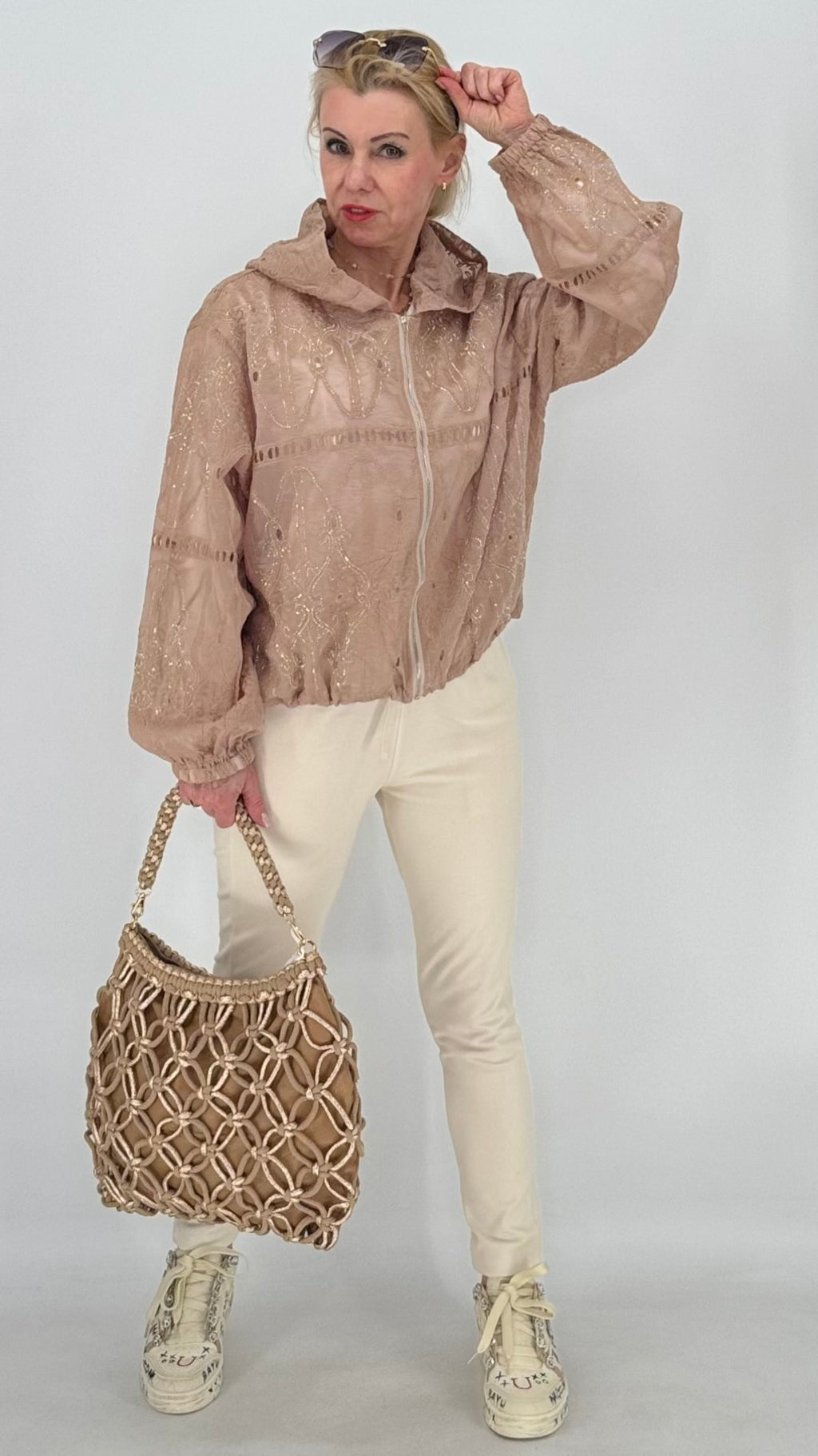 Bomberjacke in "Cappuccino"