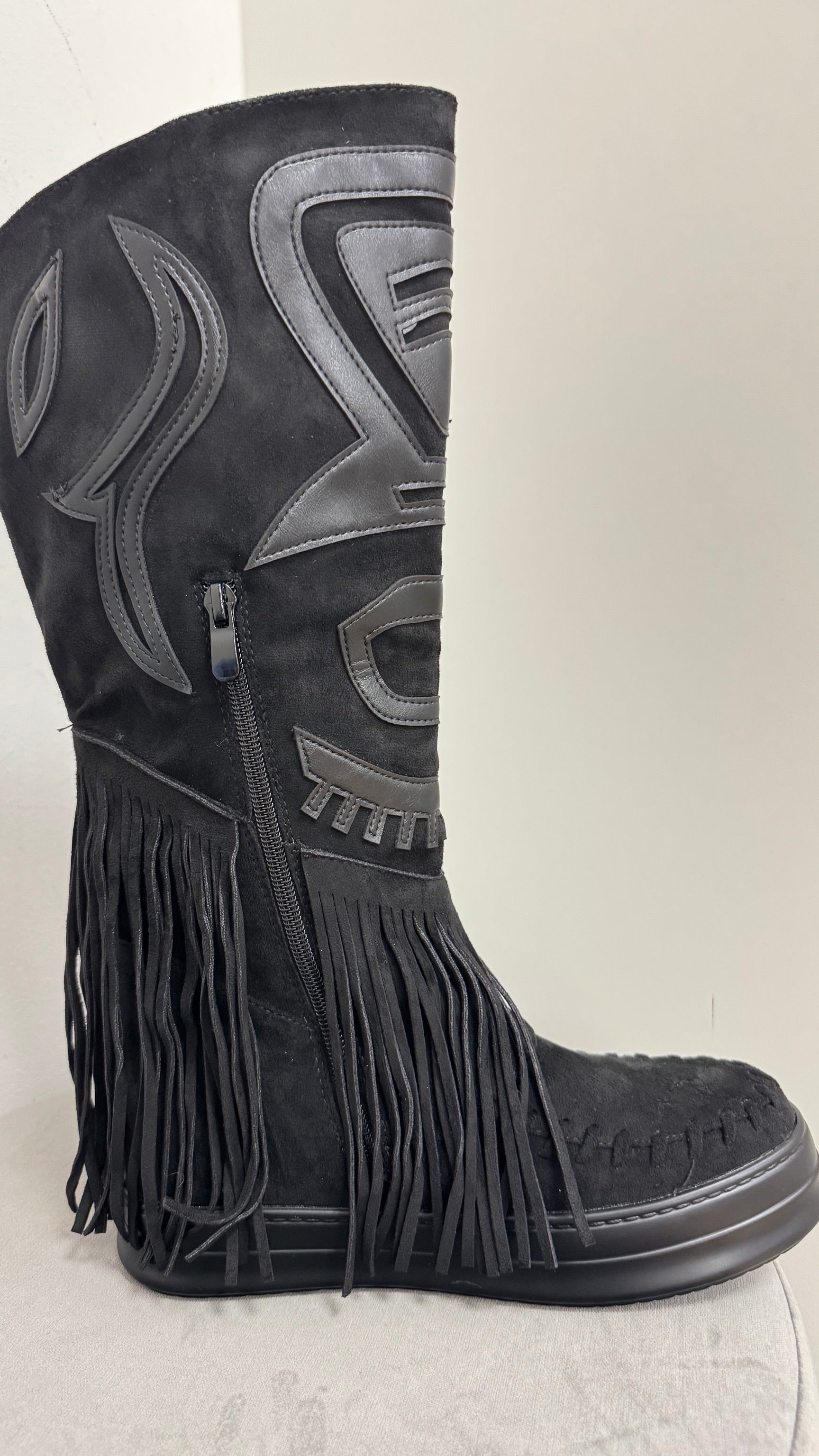 Stiefel mit Fransen D-95