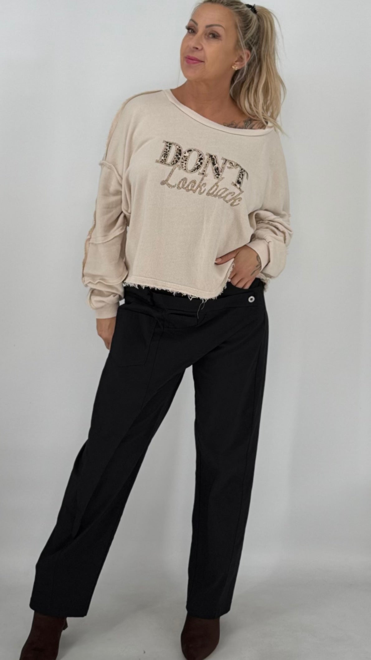 Stylische Jogpants in Wickeloptik in Braun und Schwarz