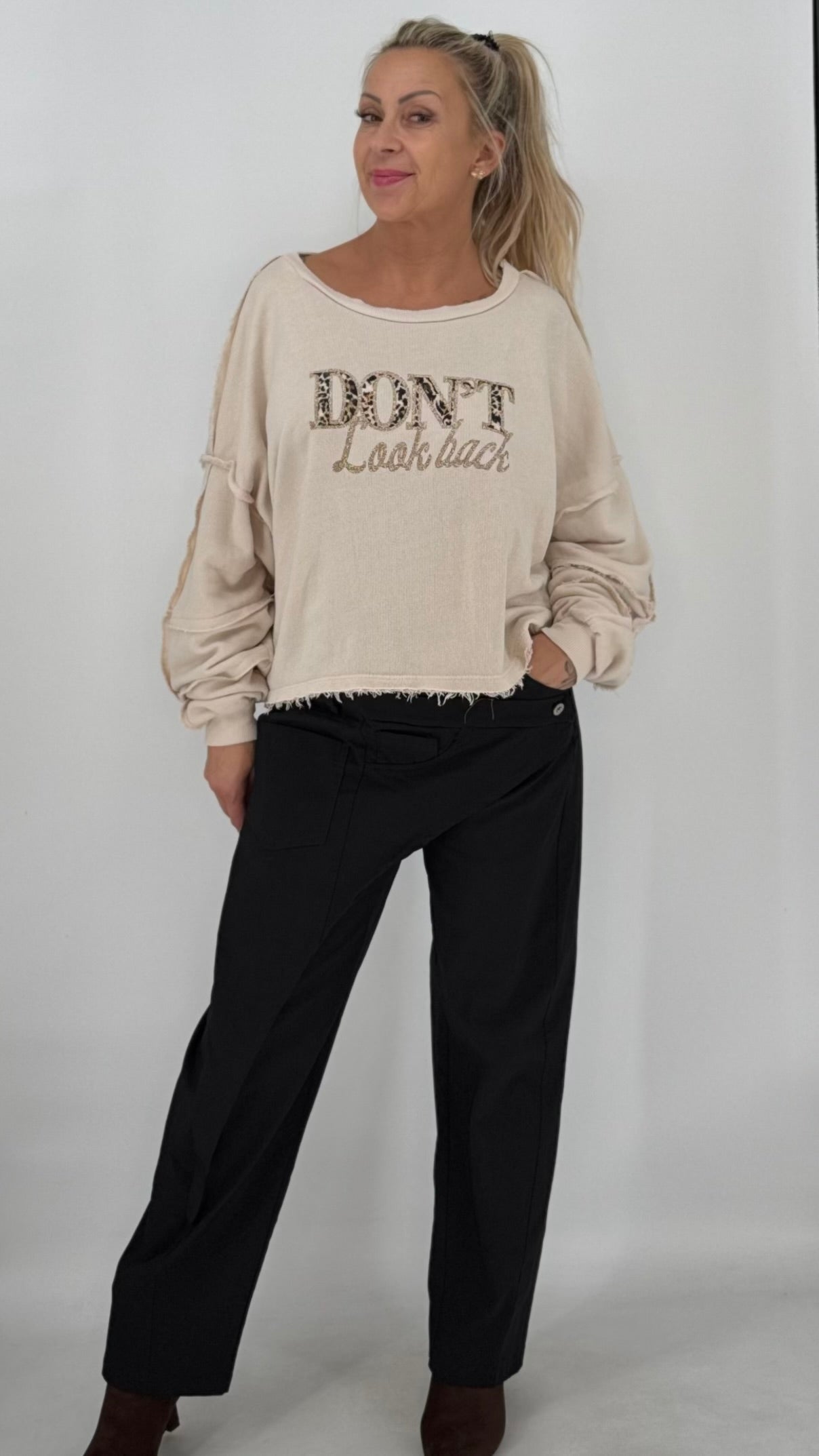 Stylische Jogpants in Wickeloptik in Braun und Schwarz
