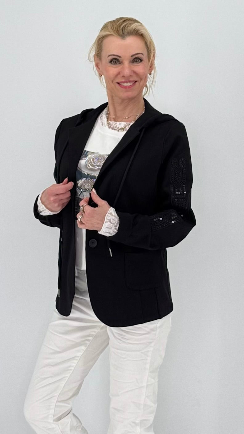 Blazer " Smily" mit Kapuze in Weiß, Schwarz, Beige - By Elena FashionBy Elena Fashion